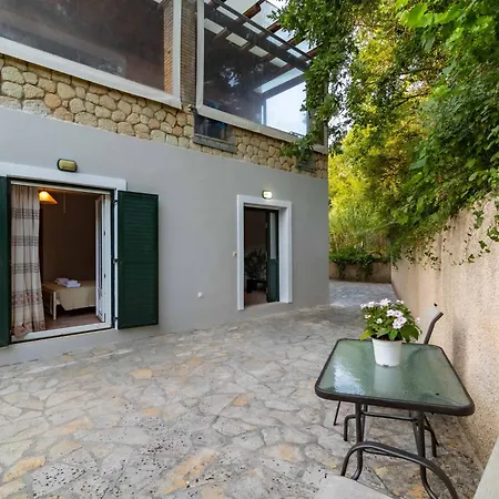 Diamond Corfu Viros Apartment *