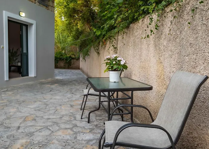 Diamond Corfu Viros